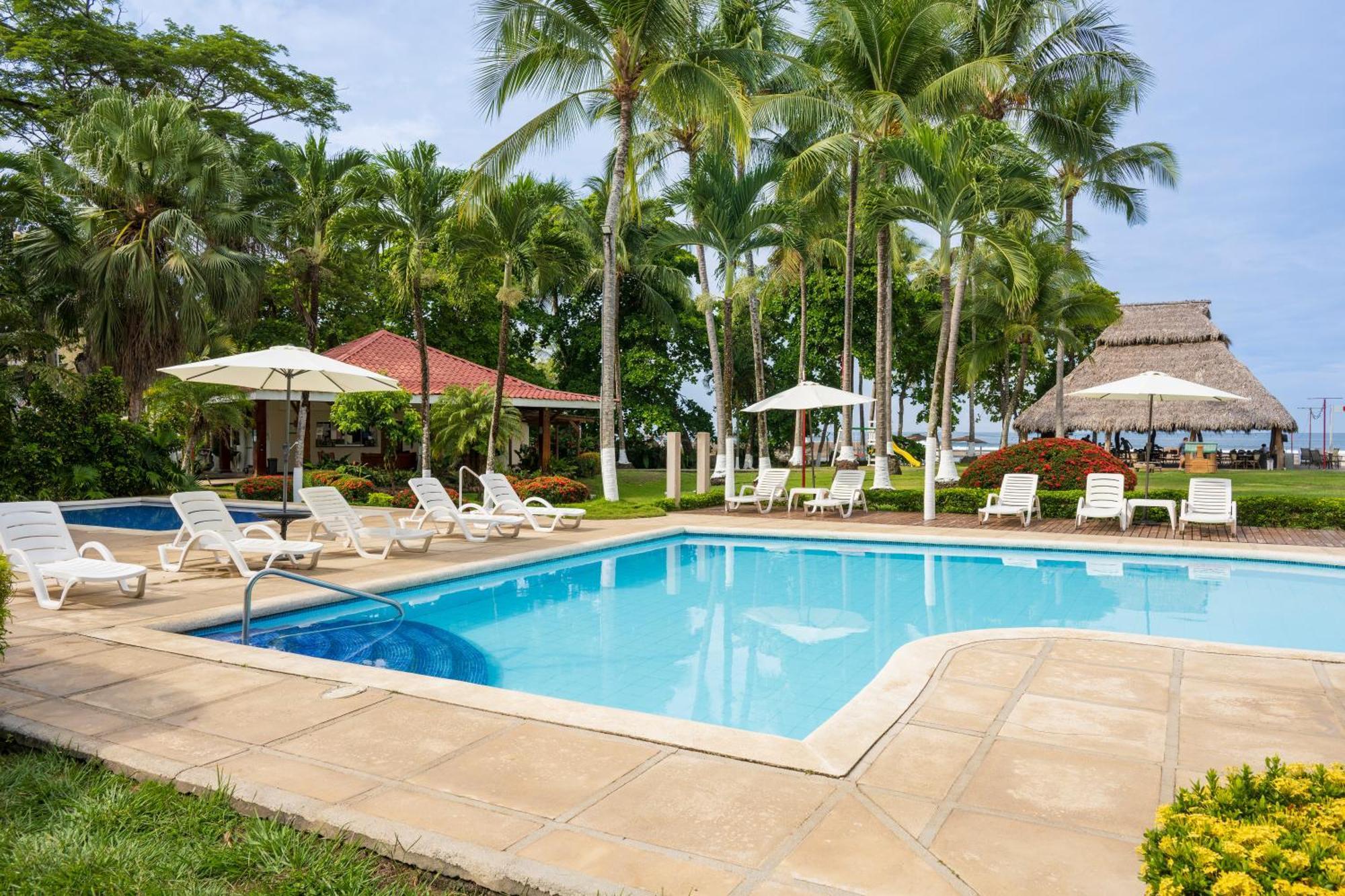 Hotel & Villas Tangeri Jacó Екстериор снимка